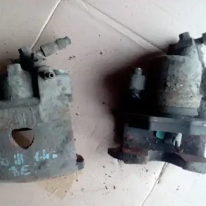 Kedvezményes ár VW POLO III. 94-99 Jobb első féknyereg munkahengerrel bontott alkatrész