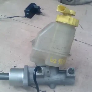 VW POLO IV. 99-02 Főfékhenger tartállyal bontott alkatrész Utolsó esély