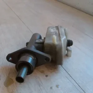 Különleges ajánlat VW POLO IV. 99-02 Főfékhenger 1.5d bontott alkatrész