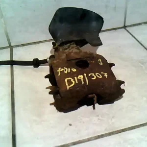 VW POLO IV. 99-02 Jobb első féknyereg munkahengerrel bontott alkatrész Kedvezményes ár