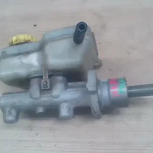 VW POLO V. 02-05 Főfékhenger tartállyal,1.4i bontott alkatrész Alacsony ár