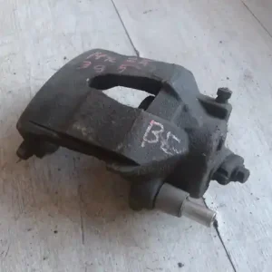 Azonnali szállítás VW POLO V. 02-05 Bal első féknyereg munkahengerrel 1.4i bontott alkatrész