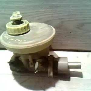 VW POLO VARIANT 97-01 Főfékhenger 1.6 i bontott alkatrész Alacsony ár