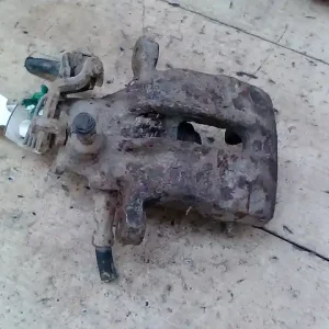 VW SHARAN 95.08-00.04 Bal hátsó féknyereg munkahengerrelfékkengyel nélkül bontott alkatrész Vedd meg most