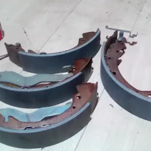 VW T4 -96 Fékpofa 2.4d bontott alkatrész Kedvezmény