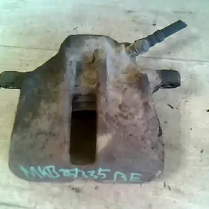 VW VENTO Bal első féknyereg munkahengerrel 1.6 i bontott alkatrész Népszerű