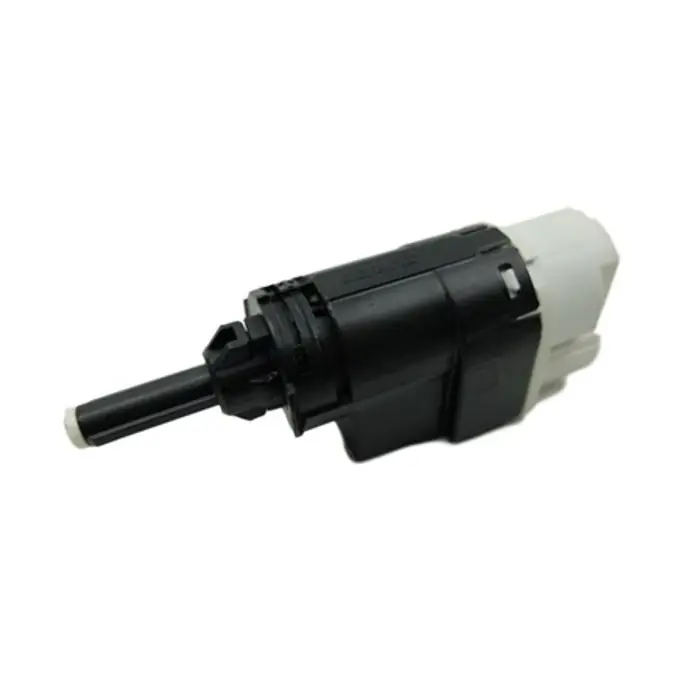 Renault Captur új utángyártott féklámpa kapcsoló 4 pólusú csatlakozóval 2013-tól Rendeld meg most